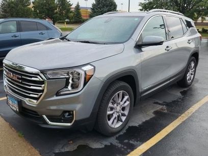 Used 2023 GMC Terrain SLT w/ Infotainment Package II