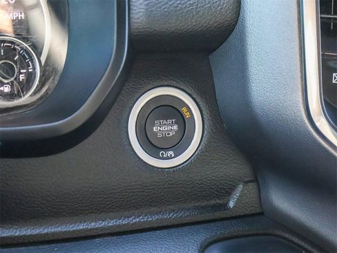 Used 2025 RAM 1500 Laramie image 29