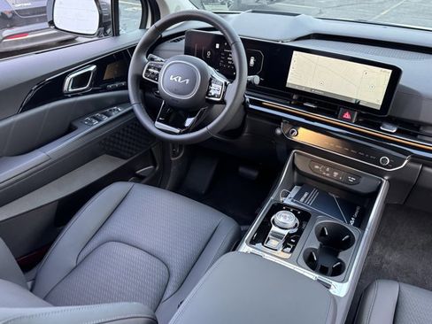 New 2026 Kia Carnival SX Prestige image 18