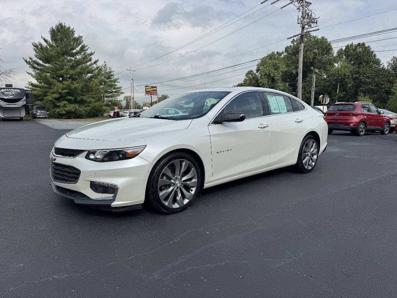 Used 2016 Chevrolet Malibu Premier w/ Driver Confidence Package II FWD image 2