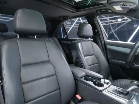 Used 2014 Mercedes-Benz C 250 Sedan image 14