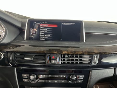 Used 2016 BMW X5 xDrive50i image 13