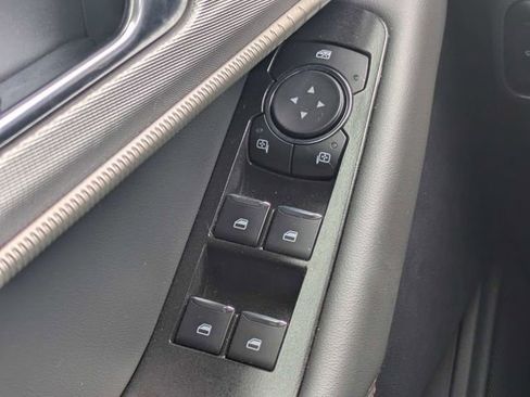 New 2025 Ford Explorer Active w/ Active Comfort Package RWD image 25