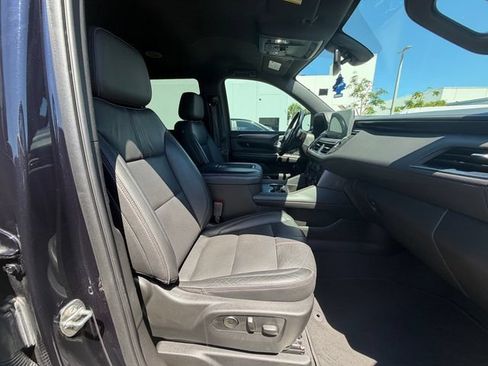 Used 2021 Chevrolet Tahoe RST w/ Luxury Package RWD image 14
