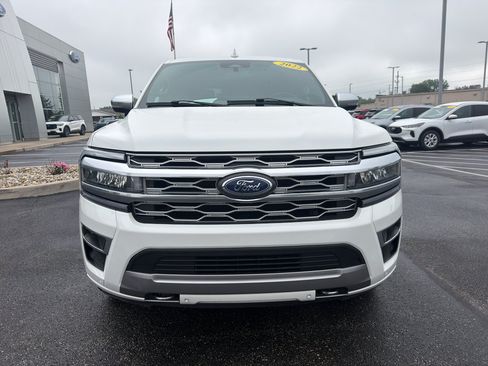 Used 2022 Ford Expedition Platinum AWD/4WD image 3