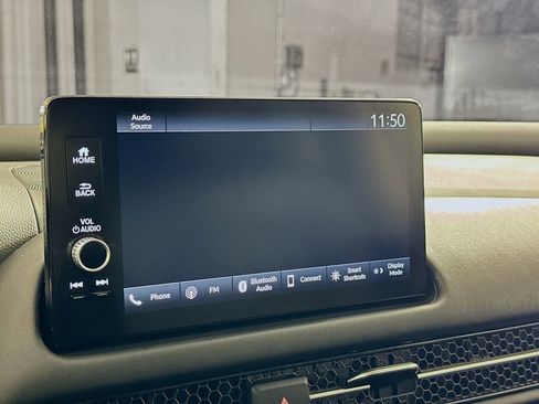 Used 2025 Honda HR-V EX-L image 11