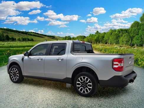 Used 2024 Ford Maverick Lariat FWD image 4