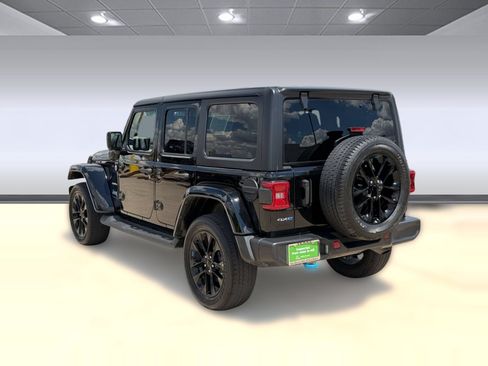 Used 2023 Jeep Wrangler Unlimited Sahara AWD/4WD image 3