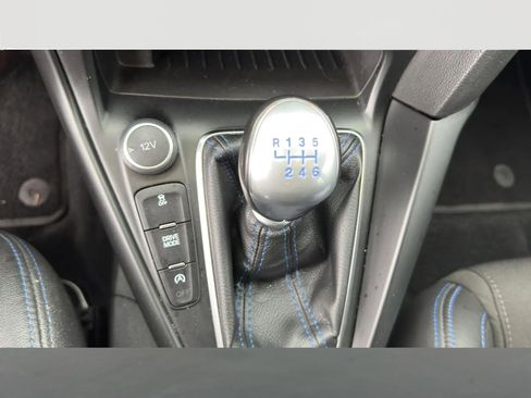 Used 2017 Ford Focus RS image 19