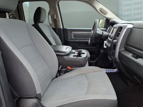 Used 2024 RAM 1500 Classic SLT AWD/4WD image 29