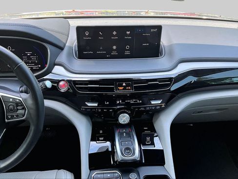 Certified 2024 Acura MDX FWD w/ Technology Package image 7