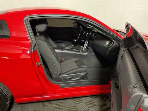 Used 2014 Ford Mustang GT w/ GT Track Package RWD image 29