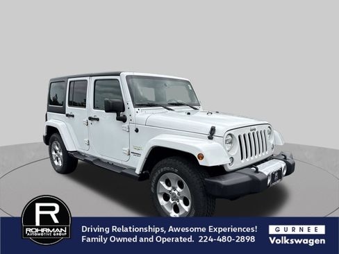 Used 2015 Jeep Wrangler Unlimited Sahara AWD/4WD image 2