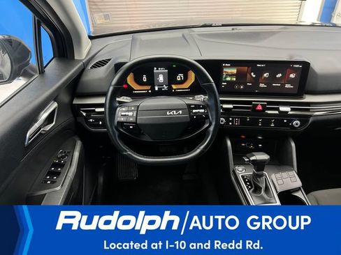 Used 2026 Kia Sportage LX FWD image 13