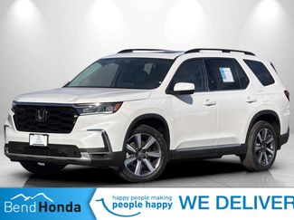 Used 2025 Honda Pilot Touring video 1