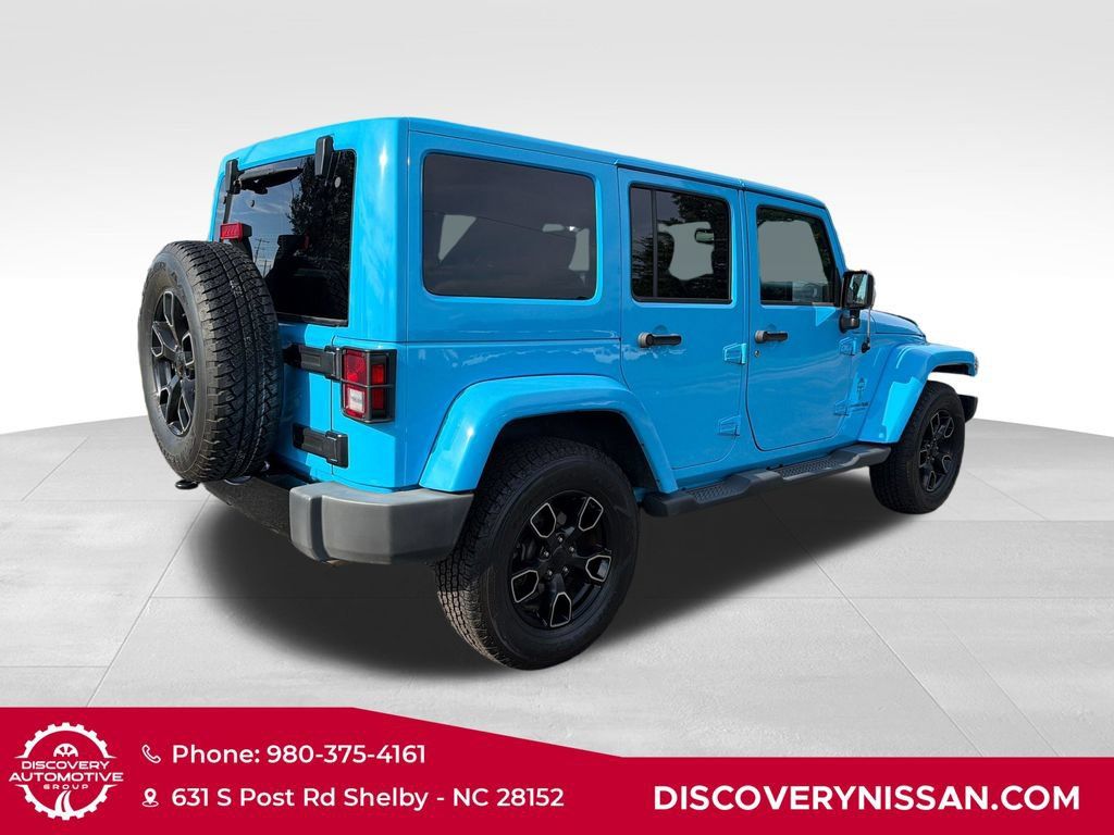 Used 2018 Jeep Wrangler Unlimited Sahara AWD/4WD image 6