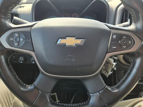 Used 2018 Chevrolet Colorado Z71 AWD/4WD image 9