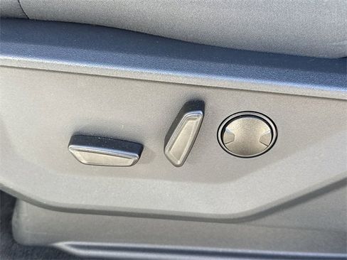 Used 2025 Ford Expedition Active image 26