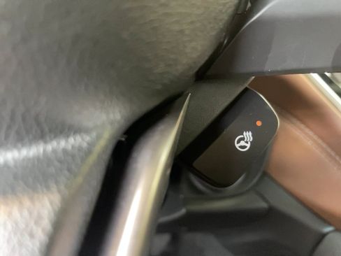 Used 2025 Subaru Legacy Touring XT AWD/4WD image 17