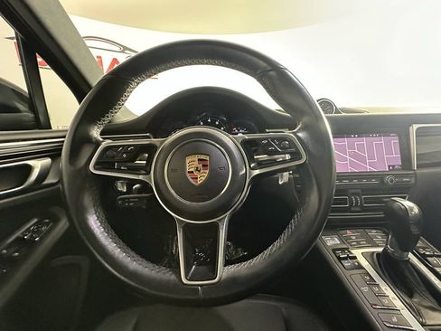 Used 2019 Porsche Macan AWD/4WD image 29