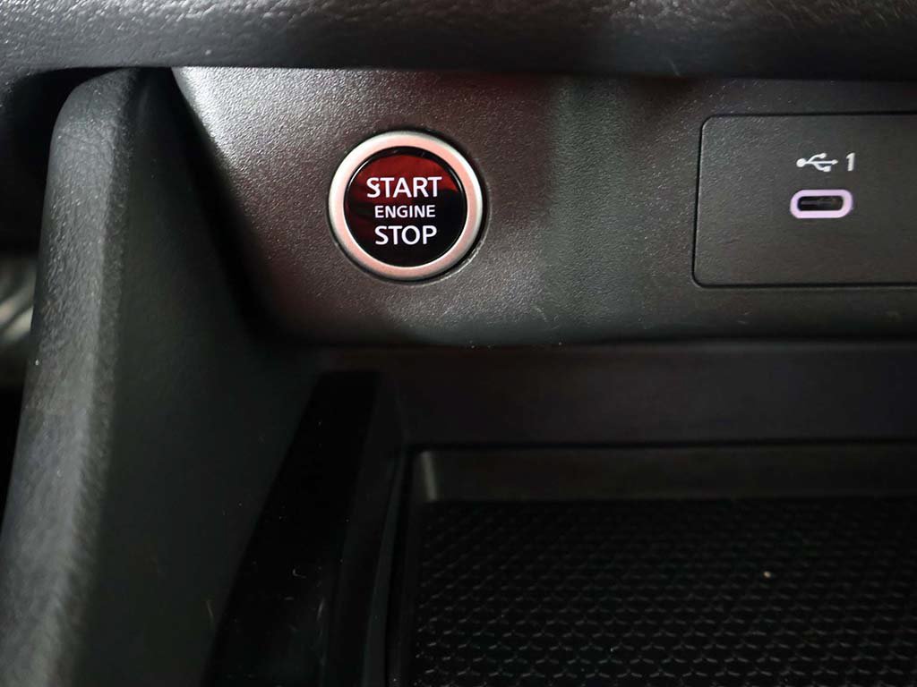 Used 2023 Nissan Rogue S AWD/4WD image 31