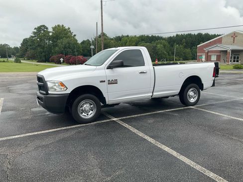 Used 2017 RAM 2500 Tradesman w/ Power & Remote Entry Group RWD image 14