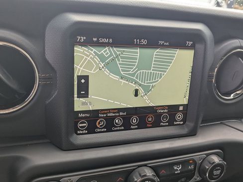 Used 2023 Jeep Wrangler Altitude image 7