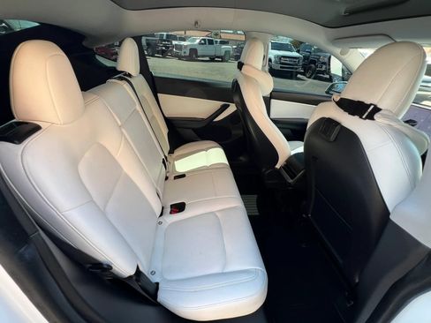 Used 2020 Tesla Model Y Long Range AWD/4WD image 22