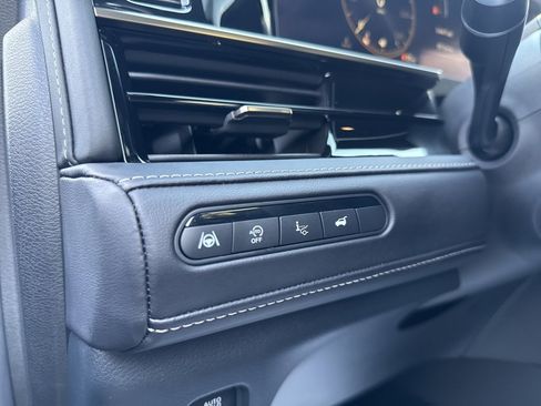 Used 2025 INFINITI QX80 Autograph image 17