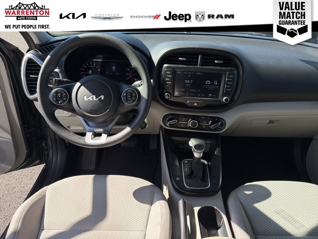 Used 2022 Kia Soul LX FWD image 14