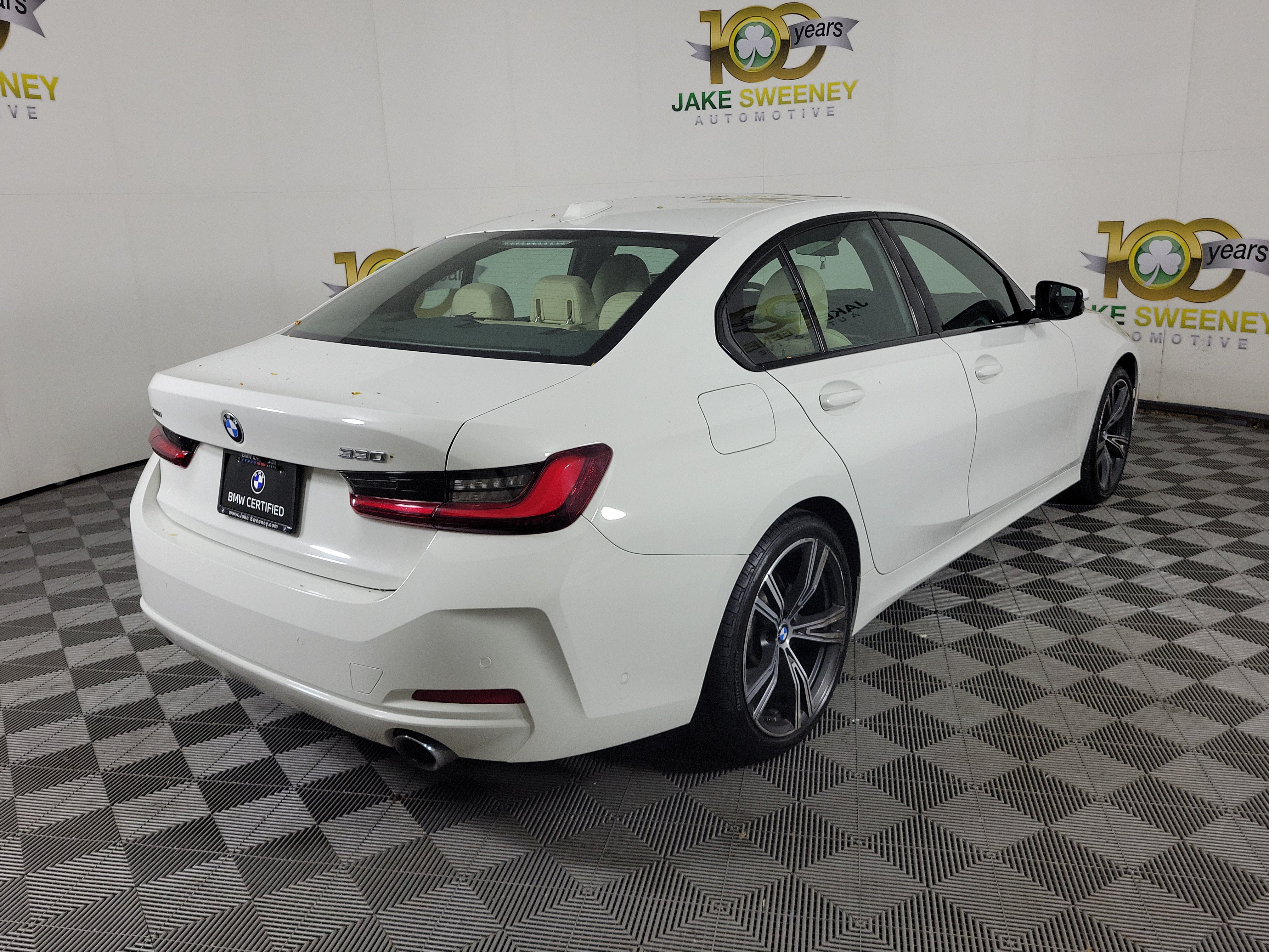 Certified 2023 BMW 330i xDrive Sedan w/ Parking Assistance Package AWD/4WD image 7