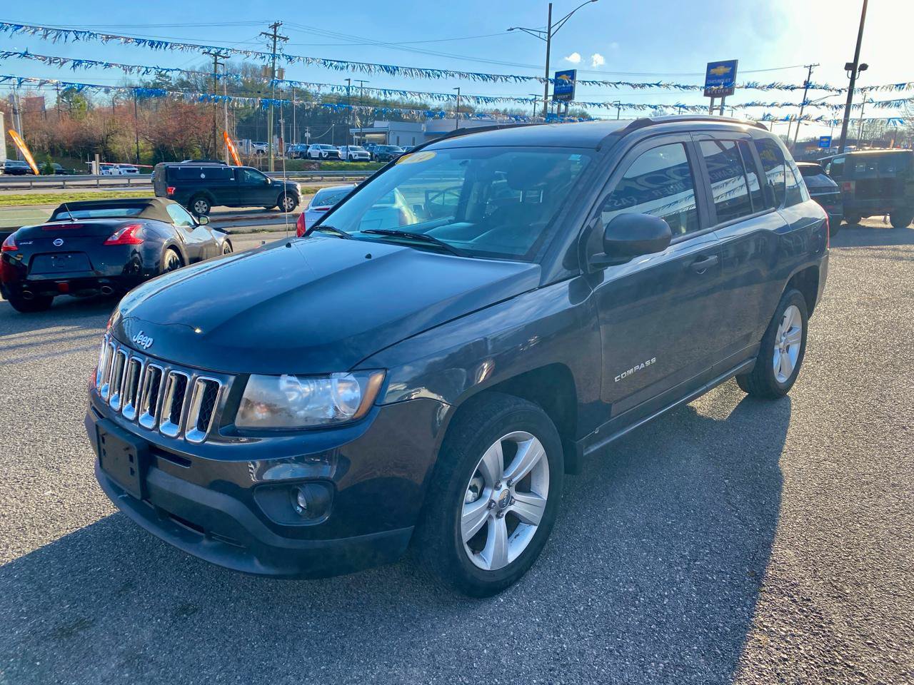 Used 2014 Jeep Compass Sport FWD image 3