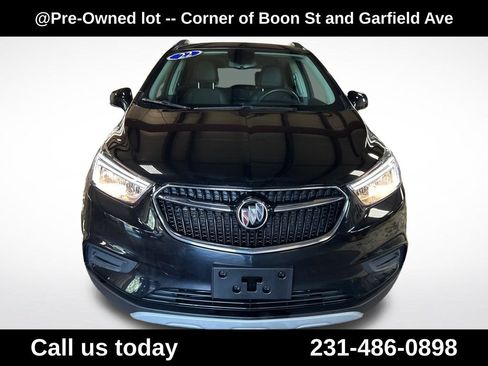 Used 2022 Buick Encore Preferred w/ Safety Package AWD/4WD image 8