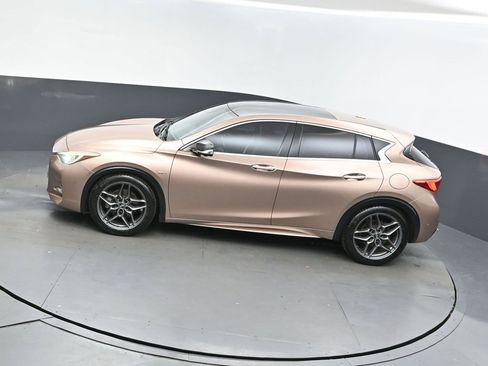 Used 2018 INFINITI QX30 Sport w/ Sport Leather Package image 33