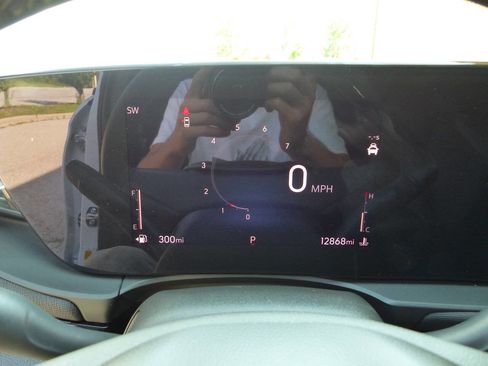 Used 2025 Buick Envista Sport Touring w/ Convenience I Package image 30