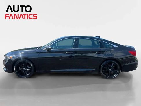 Used 2021 Honda Accord Sport image 2