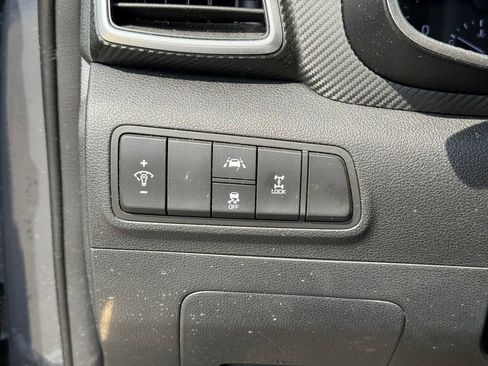 Used 2020 Hyundai Tucson SE AWD/4WD image 18