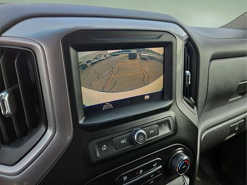 Used 2020 Chevrolet Silverado 1500 Custom w/ Custom Value Package RWD image 8
