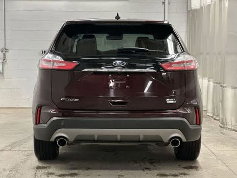 Used 2020 Ford Edge SEL w/ Convenience Package image 4