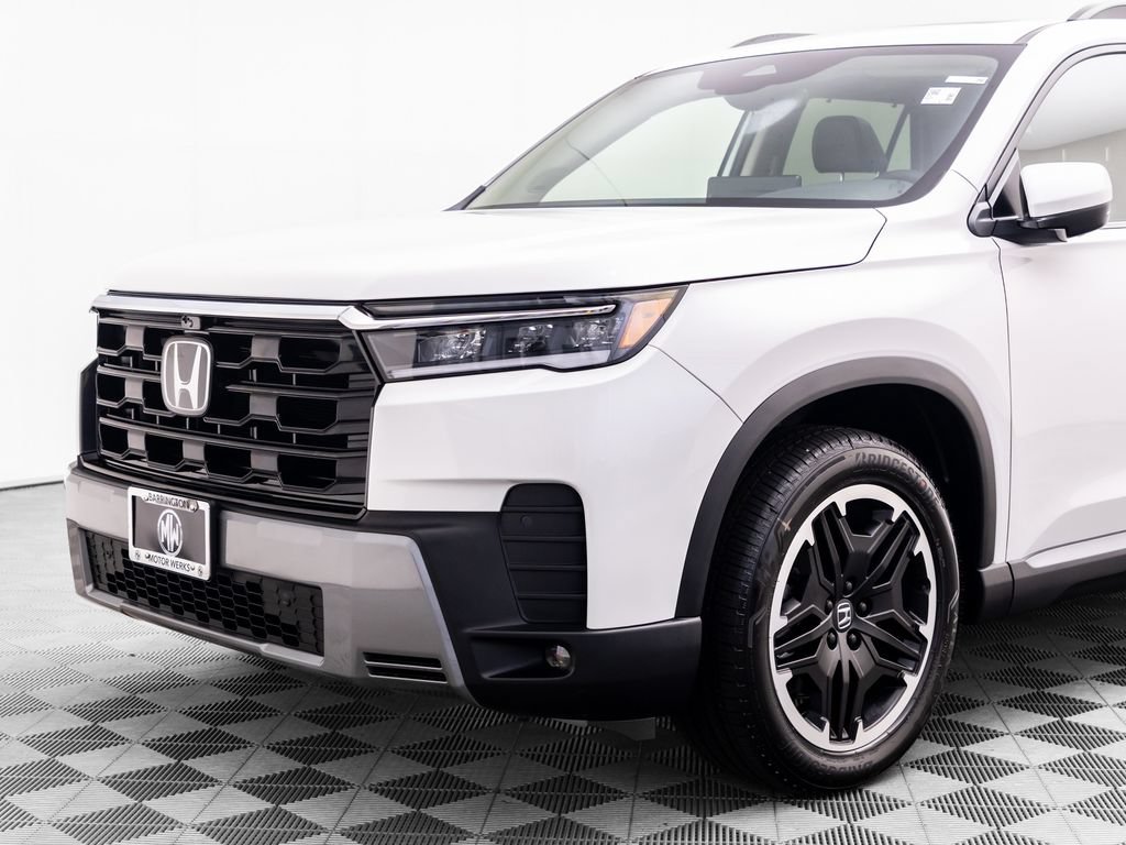 New 2026 Honda Pilot Touring image 38