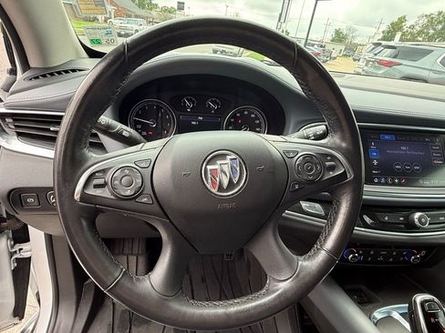 Used 2020 Buick Enclave Premium w/ LPO, Luxury Package image 10