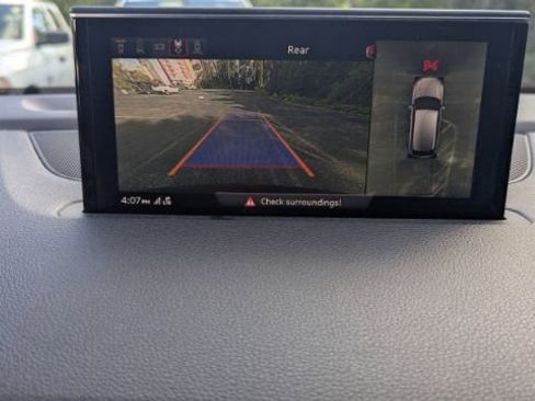 Used 2017 Audi Q7 2.0T Premium Plus w/ Premium Plus Package image 40