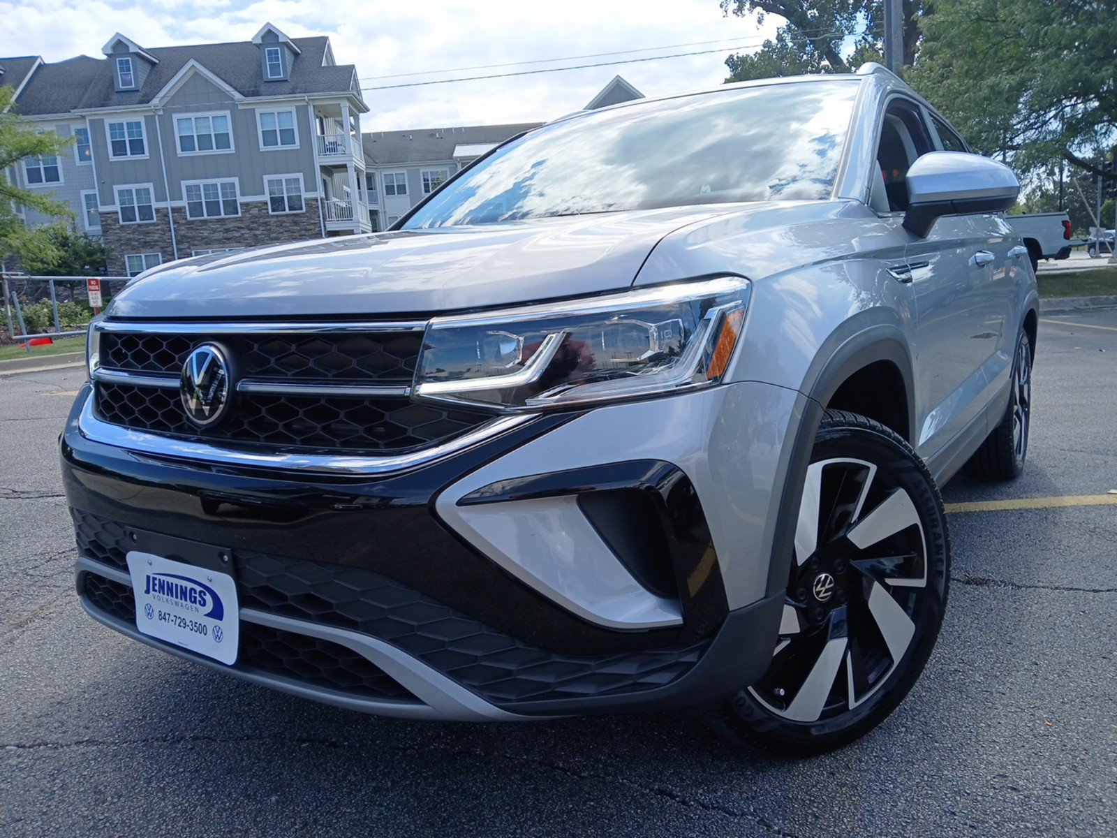 Certified 2023 Volkswagen Taos SEL AWD/4WD image 29