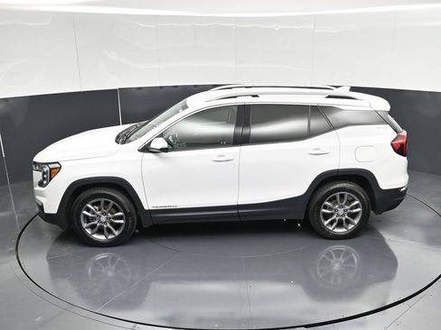 Used 2023 GMC Terrain SLT AWD/4WD image 40