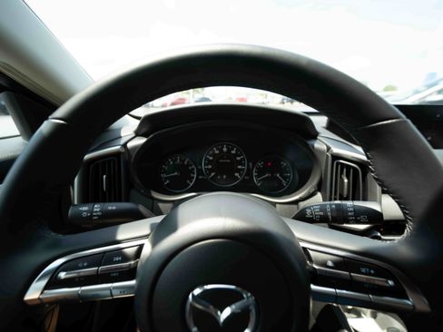Used 2025 MAZDA CX-50 AWD 2.5 S w/ Cargo Package image 15
