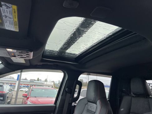 Used 2025 Toyota Tacoma TRD Pro image 18