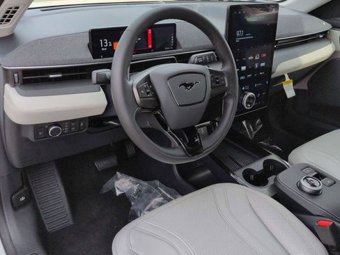 Used 2024 Ford Mustang Mach-E Premium image 15