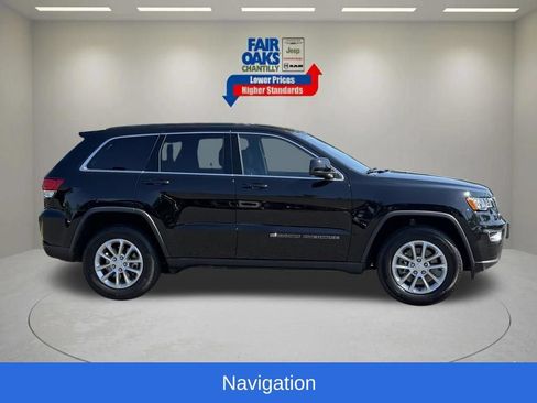 Certified 2022 Jeep Grand Cherokee Laredo E AWD/4WD image 6