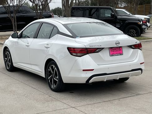 Used 2024 Nissan Sentra SV image 4