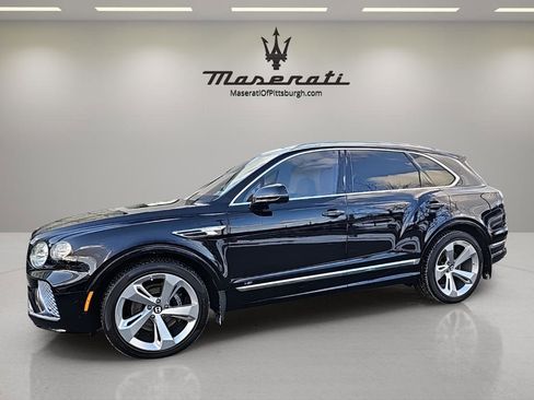 Certified 2022 Bentley Bentayga image 1